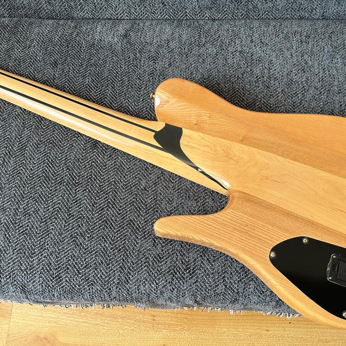 6 Strings Ash Wood Body Neck Through Bass Guitar (GKS-002)