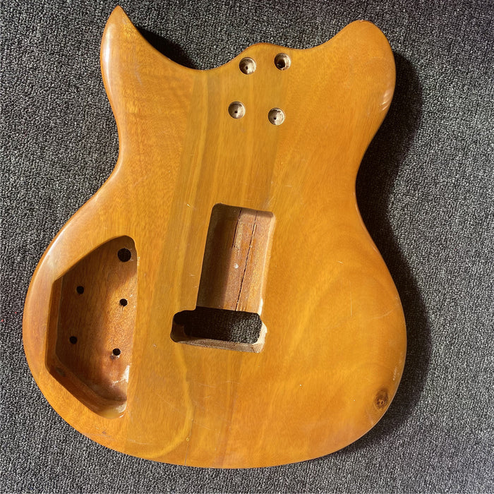 Free Electric Guitar / Bass Guitar Body (B Level, 0115)