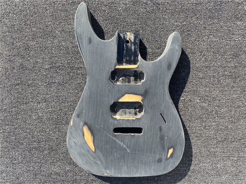 Free Electric Guitar / Bass Guitar Body (B Level, 0135)