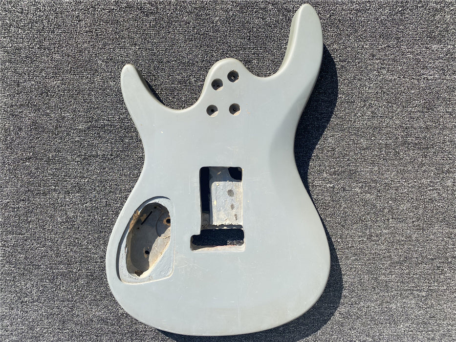 Free Electric Guitar / Bass Guitar Body (B Level, 0137)