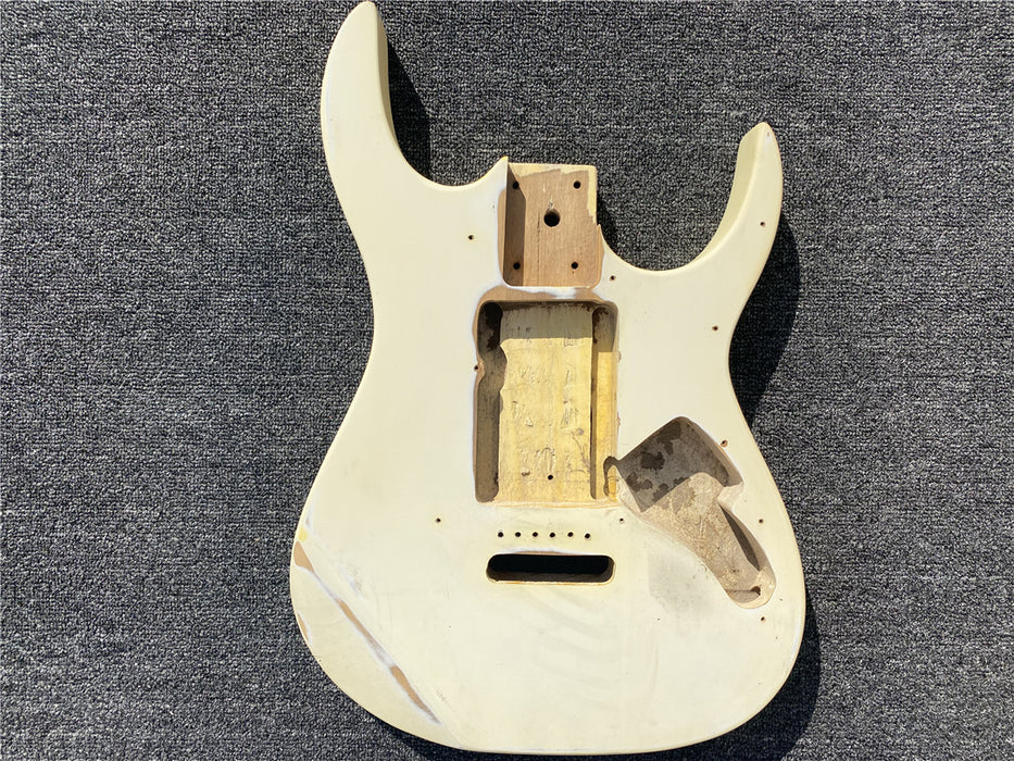 Free Electric Guitar / Bass Guitar Body (B Level, 0153)