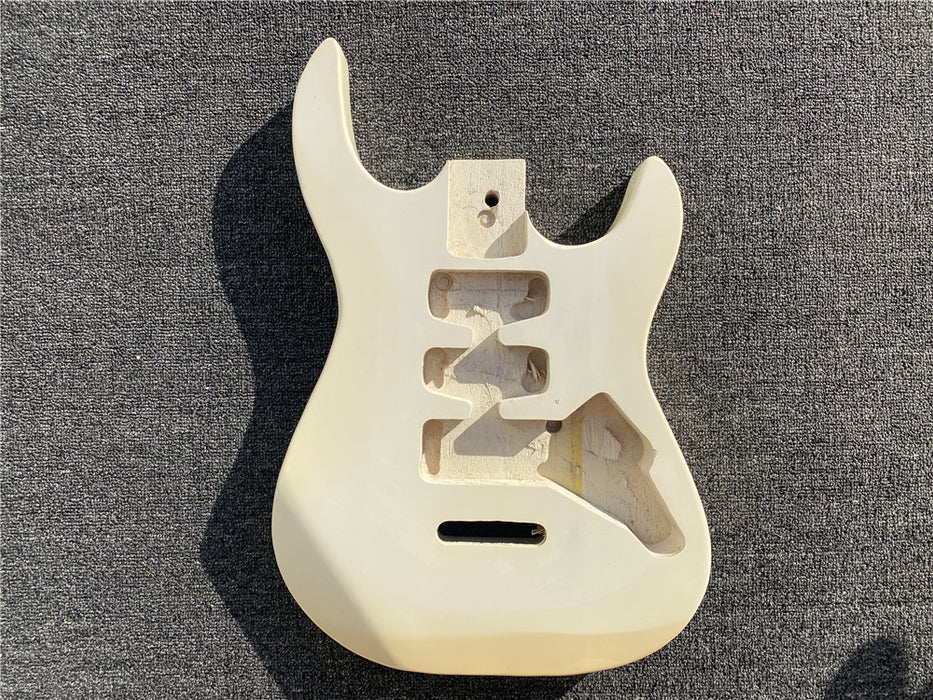 Free Electric Guitar / Bass Guitar Body (B Level, 0298)