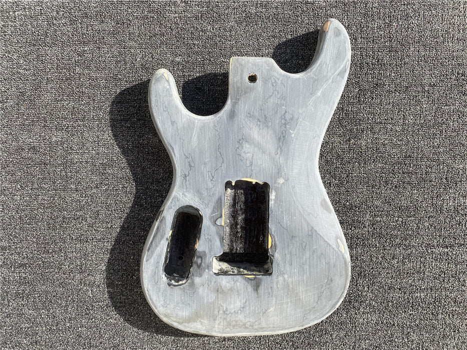 Free Electric Guitar / Bass Guitar Body (B Level, 0335)