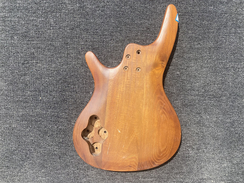 Free Electric Guitar Body / Bass Guitar Body (B Level, 0637)