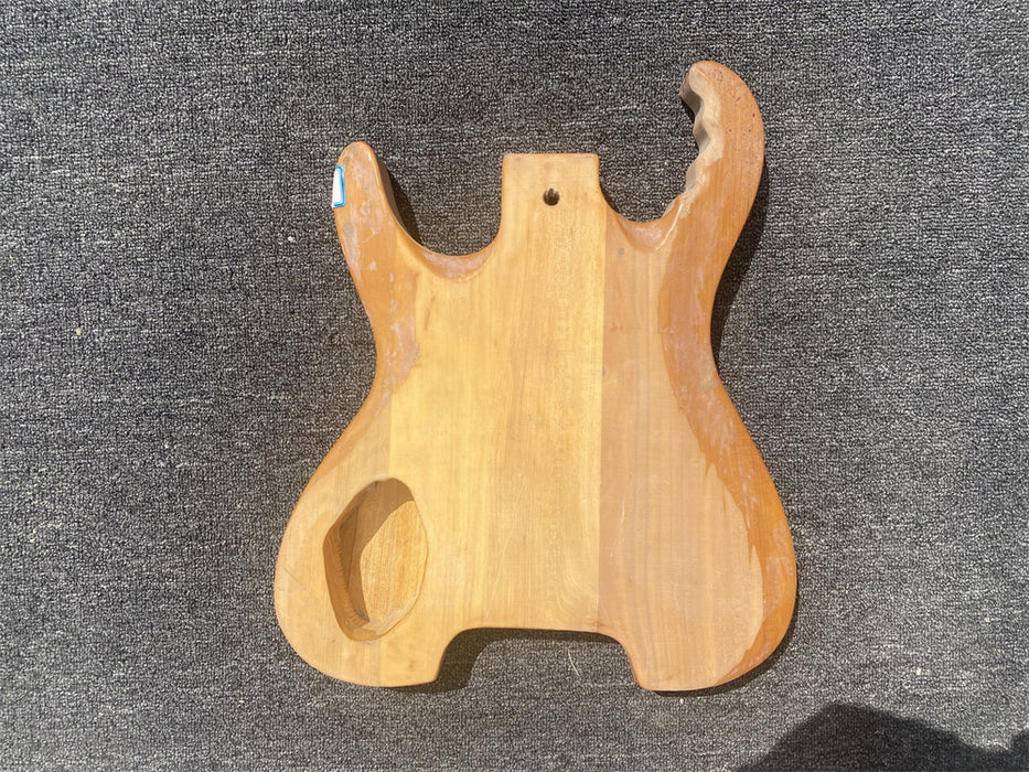 Free Electric Guitar Body / Bass Guitar Body (B Level, 0646)