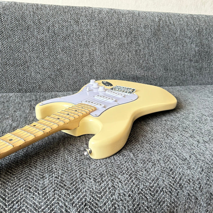 ST Style Electric Guitar with Scalloped Fingerboard (GKS-011)